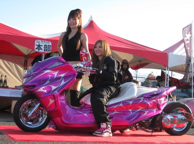 Тюнинг скутеров по японски (30 фото)