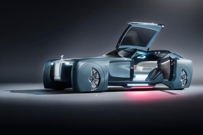 Как будет выглядеть легендарный Rolls-Royce в будущем? (5 фото)