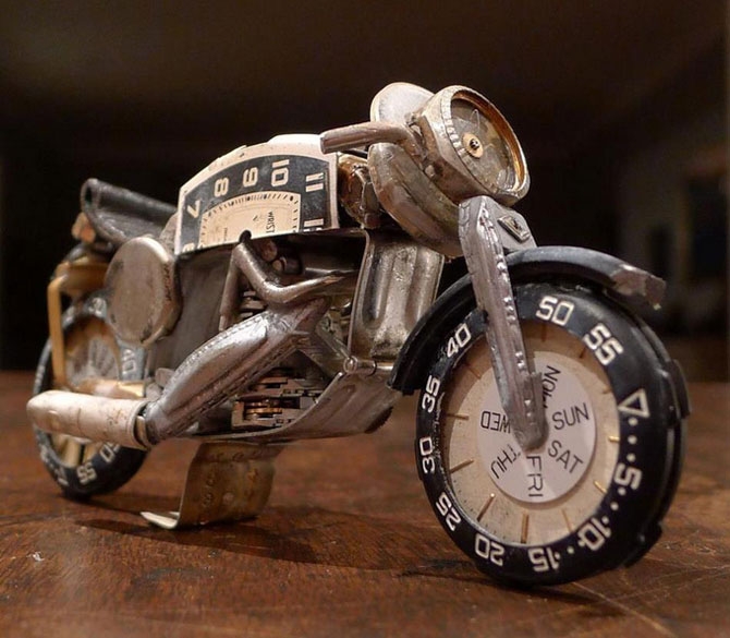 Мотоциклы из часов (13 фото)