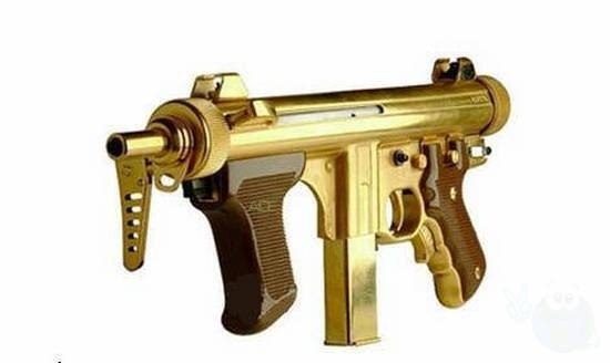 Золотое оружие Саддама Хусейна (18 фото) 