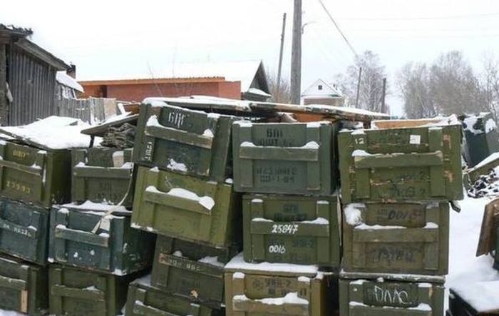 Житель Удмуртии приобрел 79 автоматов Калашникова за 500 рублей (2 фото)