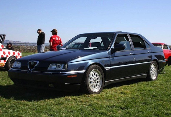 Alfa Romeo 164.    90 (8 )