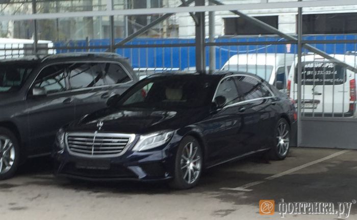 Александр Кокорин приобрел Mercedes за 12 млн рублей (2 фото)