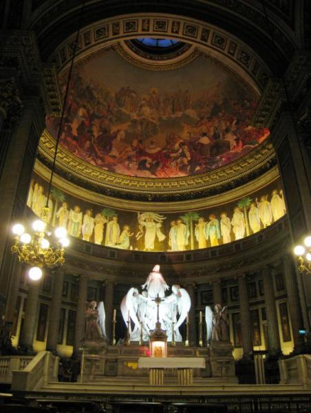 Необычная церковь Мадлен в Париже (13 фото)