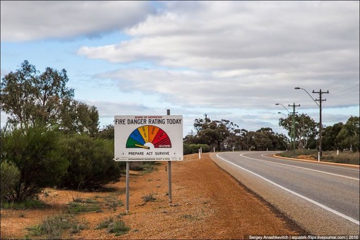  Идеальные австралийские дороги (21 фото)