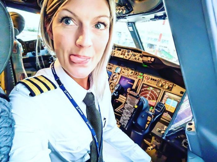 Женщина-пилот стала звездой Instagram (10 фото)