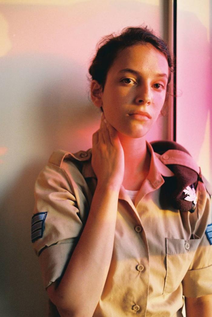 Вызывающая женственность израильских девушек-солдат (8 фото)