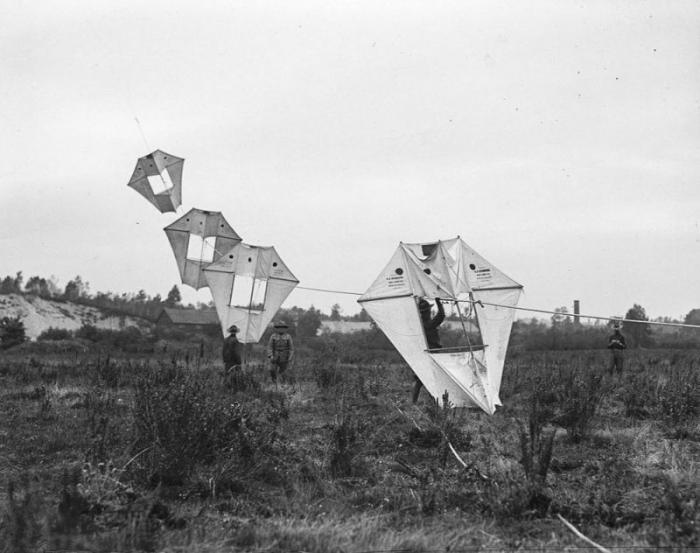 Разведчики на воздушных змеях времен Первой мировой войны (16 фото)