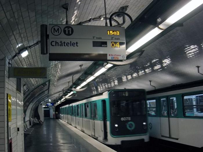 Парижское метро (22 фото)