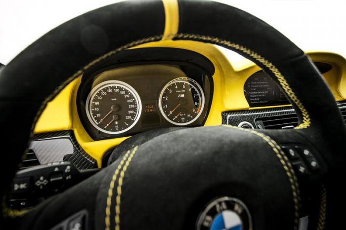 BMW  335 (36 )