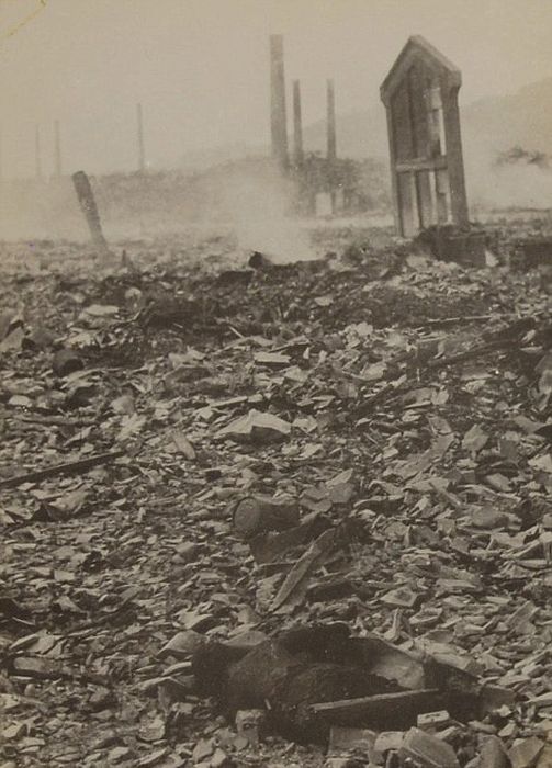 Снимки разрушенного Нагасаки после ядерной бомбардировки (13 фото)