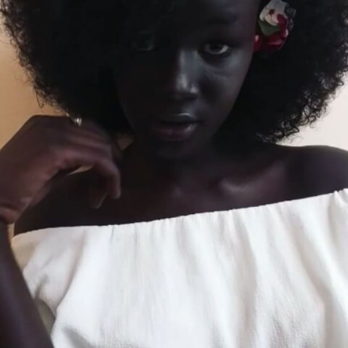 Худия Диоп - модель с самой темной в мире кожей (22 фото)