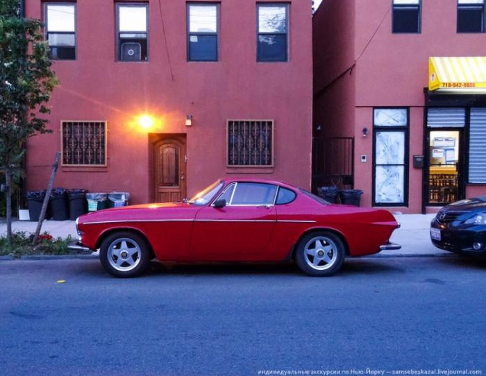 Старые автомобили на улицах Нью-Йорка (41 фото)
