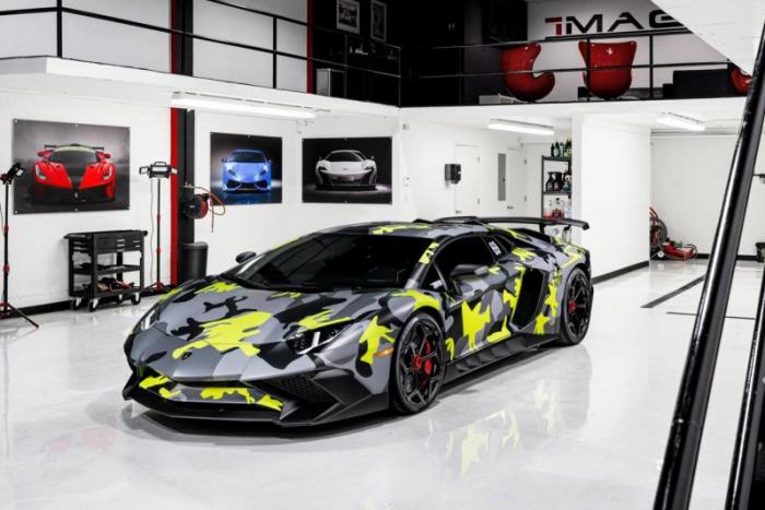 Сумасшедший камуфляж для суперкара Lamborghini Aventador (9 фото)