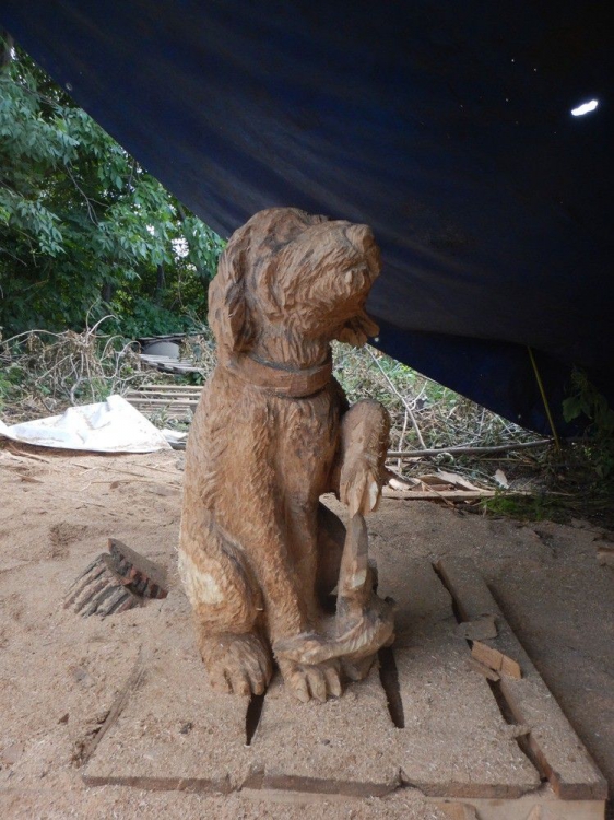 Умелец из Арбажа делает удивительные скульптуры из дерева бензопилой