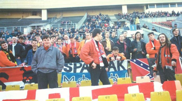  Российские футбольные фанаты 90-х (17 фото)