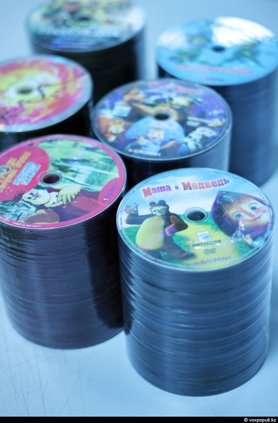Как делают DVD-диски (30 фото)