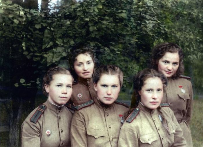 Герои великой отечественной войны в новом цвете (18 фото)