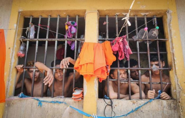 Жизнь за решеткой в Бразилии (17 фото)