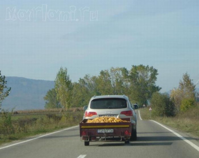 Автомобили в Румынии (25 фото)