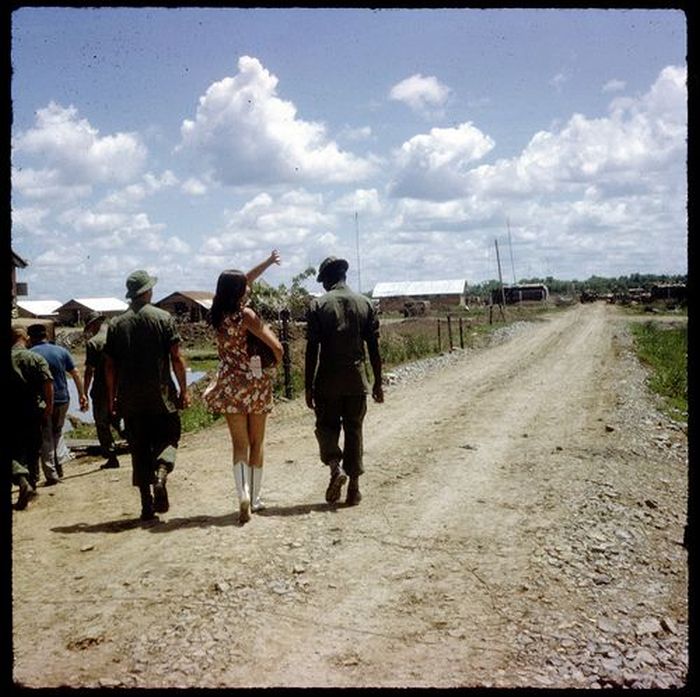 Как отдыхали американские солдаты во время войны во Вьетнаме (51 фото)