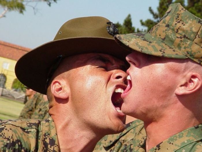  Казармы учебного центра морской пехоты США (46 фото)