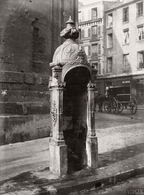 Общественные туалеты Парижа XIX века (10 фото)
