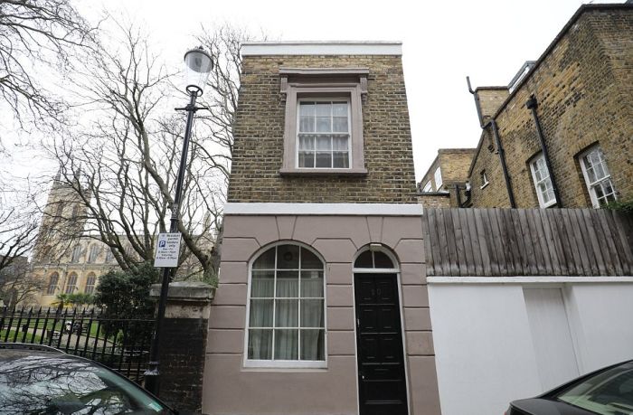 Один из самых маленьких домов Лондона продали за 700 000 фунтов стерлингов (7 фото)