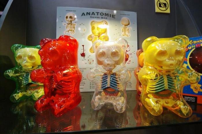 Анатомия игрушек (30 фото)