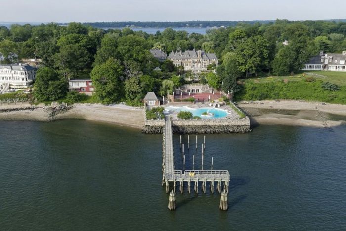 Роскошный особняк на Лонг-Айленде за 85 миллионов долларов (18 фото)