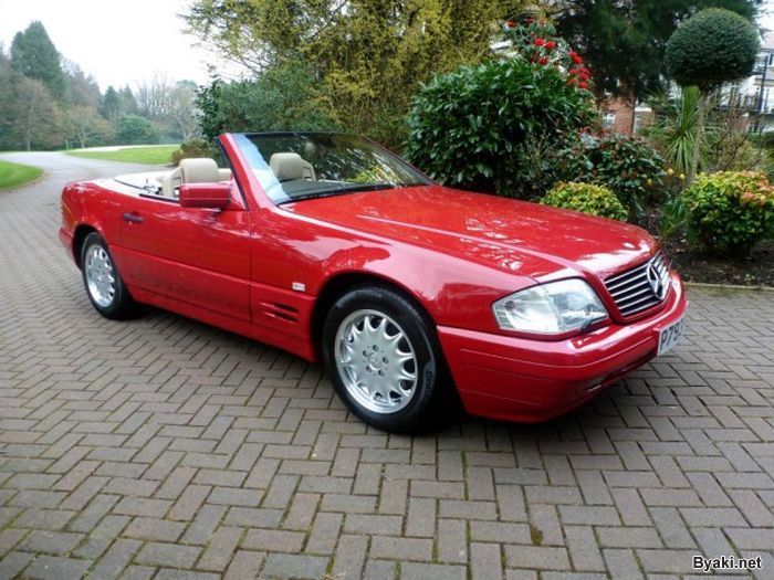 Новенький Mercedes-Benz 1996 года, 20 лет простоявший в гараже (6 фото)