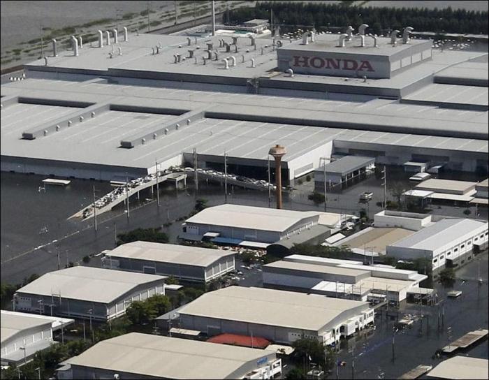 Завод Хонда в Тайланде (5 фото)