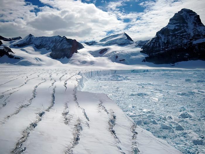 Ледовое царство Антарктиды (21 фото)