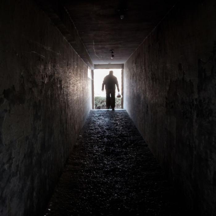 Больше миллиона китайцев живут в подземных бункерах времен холодной войны (16 фото)