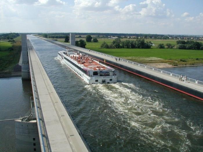 Магдебургский водный мост (5 фото)