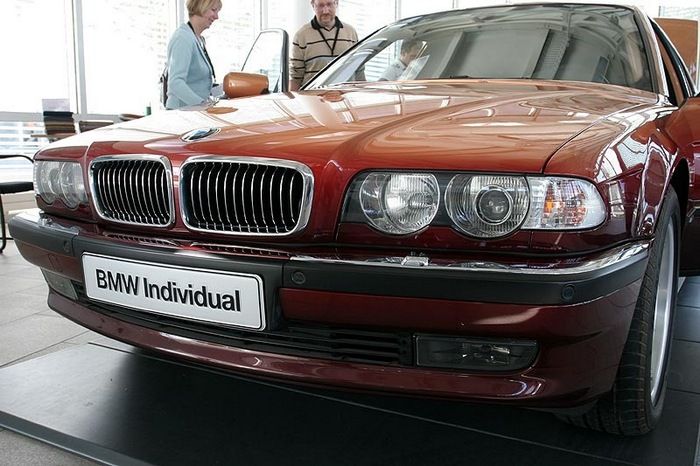 BMW 7-Series Long E38     (9 )