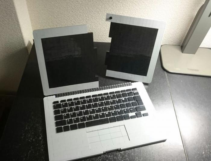 Студент собрал из детского конструктора копию MacBook Air (3 фото)