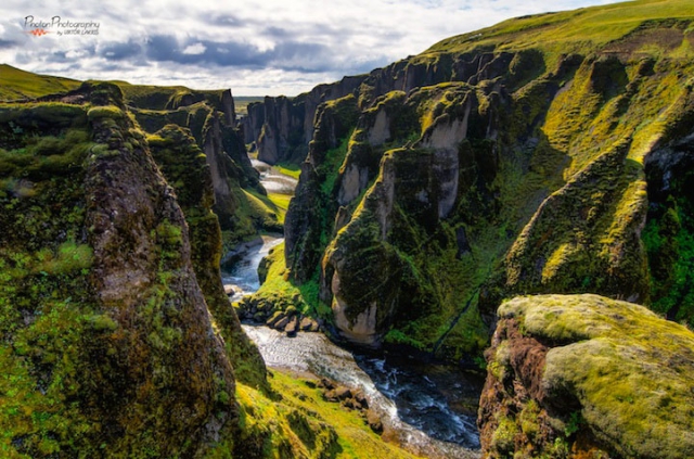 Путешествие по одному из самых красивых каньонов в Исландии (10 фото)