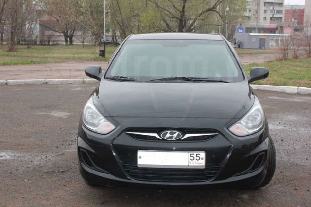 В Омске девушка пыталась угнать автомобиль, который сама продала (3 фото)