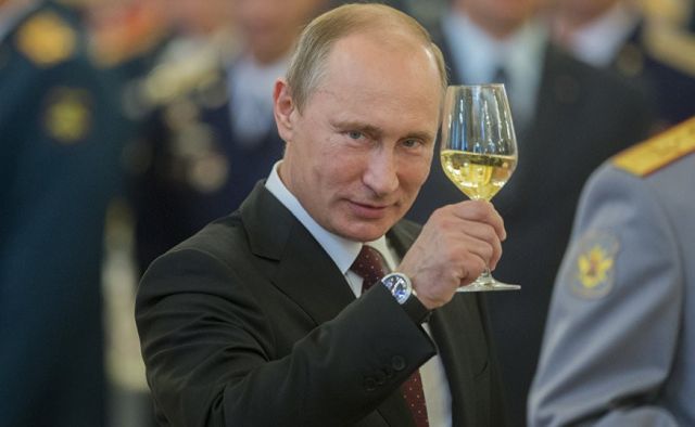Владимир Путин одержал победу на президентских выборах 2018 (3 фото)