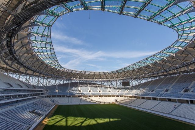Туалеты на новом стадионе «Волгоград Арена» (2 фото)