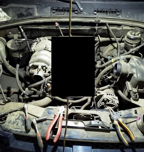 Двигатель автомобиля после трансмиссионного масла (5 фото)