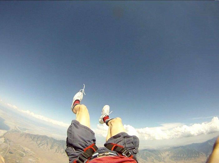 Фейл во время прыжка с парашютом (5 фото)