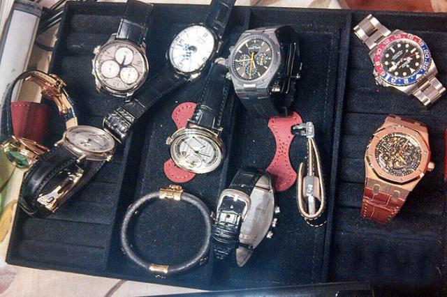 Стоимость коллекции часов Александра Хорошавина (7 фото)