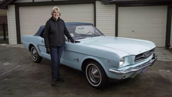 В Соединенных Штатах нашли первый проданный Mustang (5 фото)