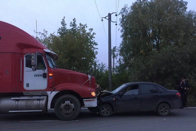 Водитель грузовика остановил убийцу пешеходов (5 фото)