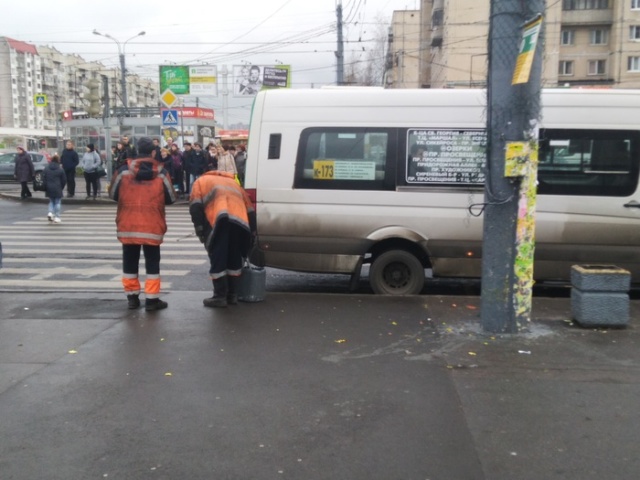 Борьба с уличной рекламой в Санкт-Петербурге (5 фото)