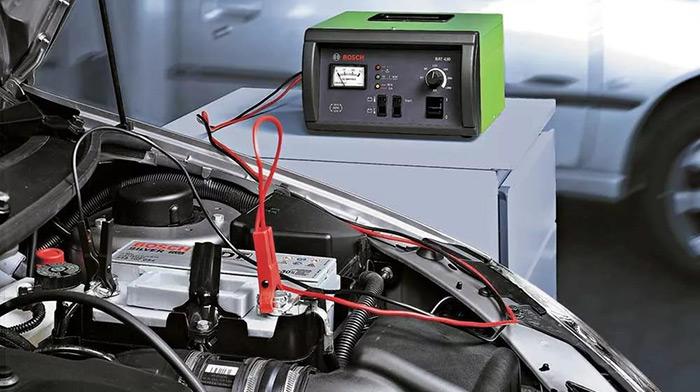 Как выбрать зарядное устройство для автомобиля (4 фото)