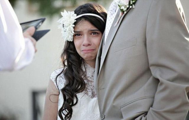 Зная о скорой кончине, отец выдал 11-летнюю дочь замуж (8 фото)