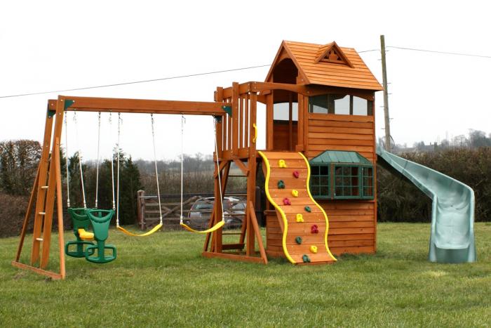 Преимущества деревянных детских площадок (4 фото)